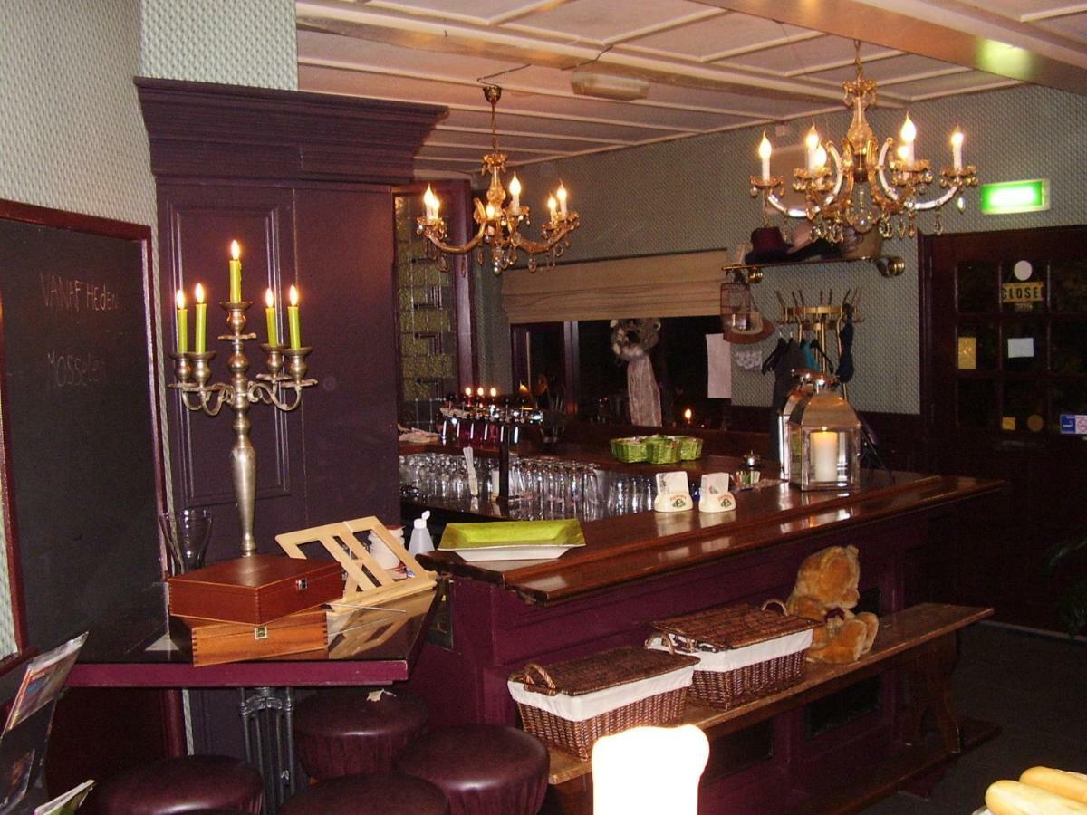 Hotel Grand Café Heere van Heel Esterno foto